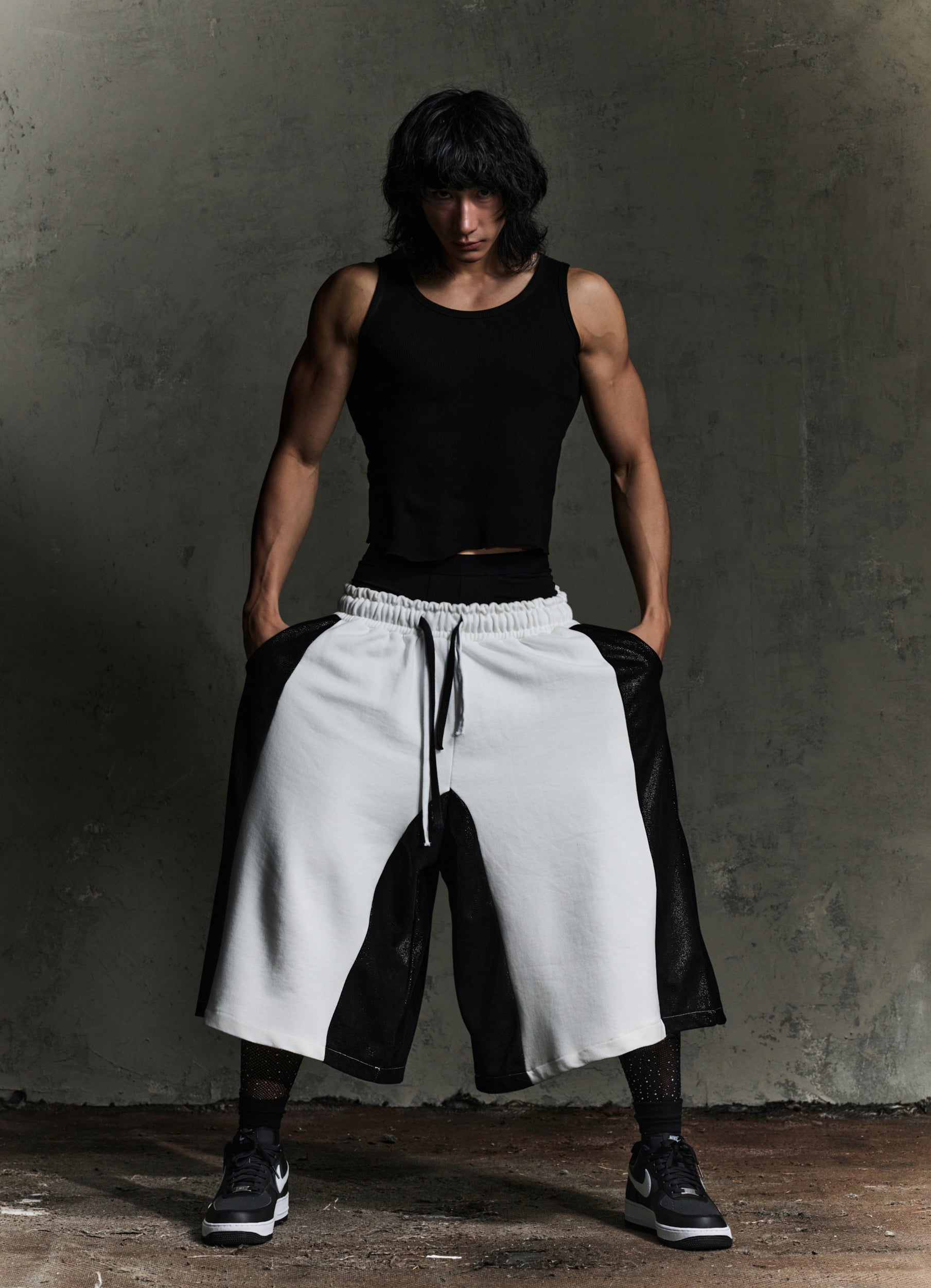 LOW FLOW SHORTS - WHITE&BLACK
