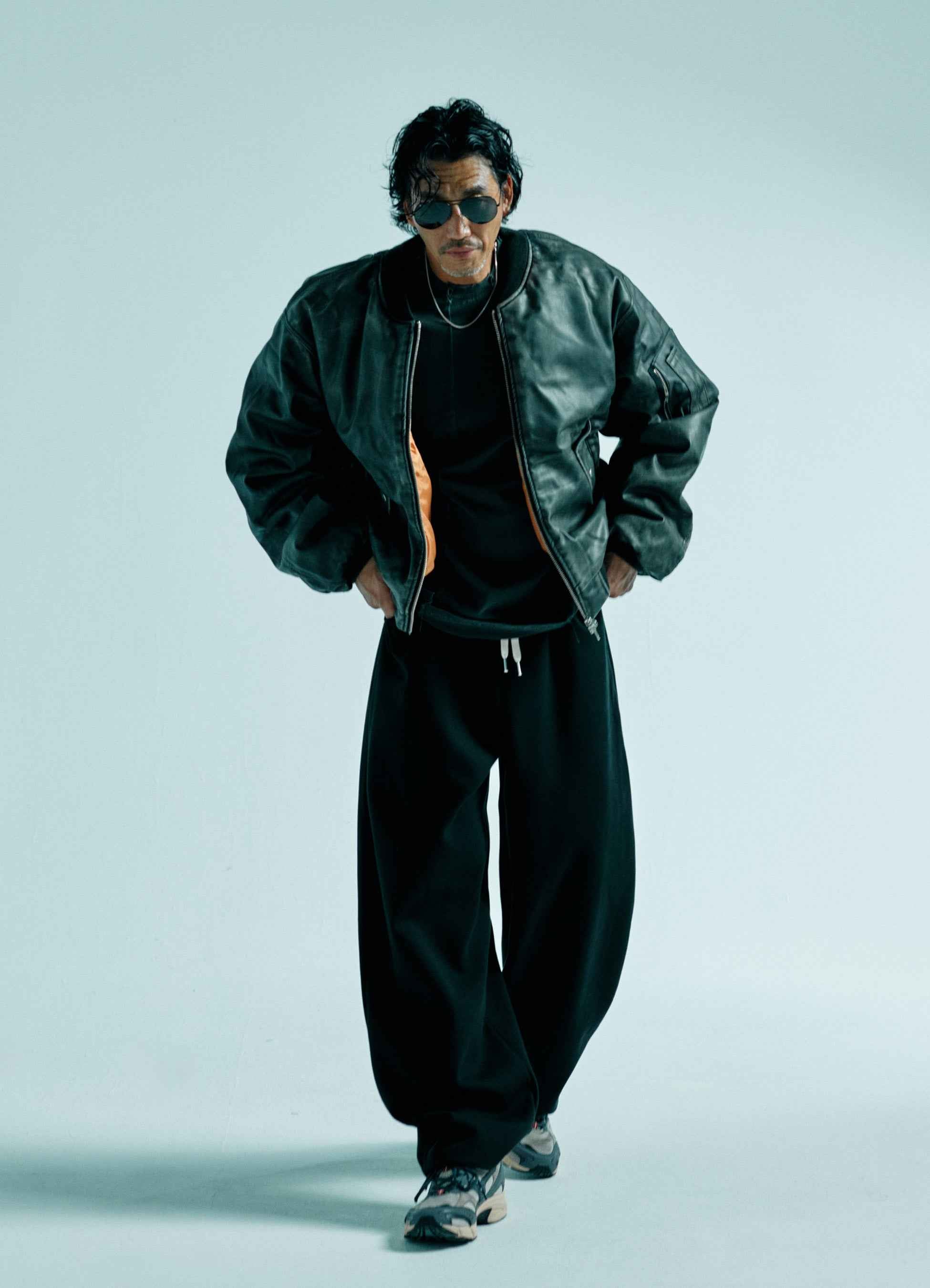 Brown washed leather aviation padding