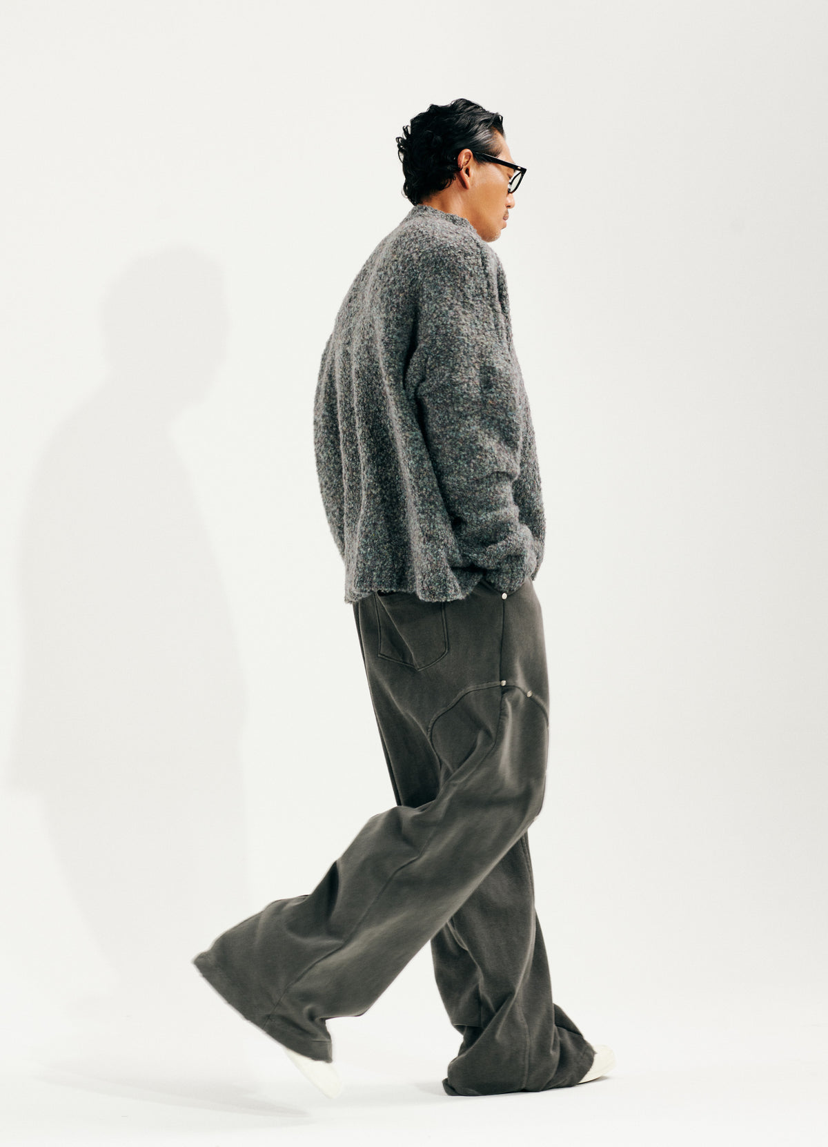 Frame Shoulder Boucle Knit - Charcoal