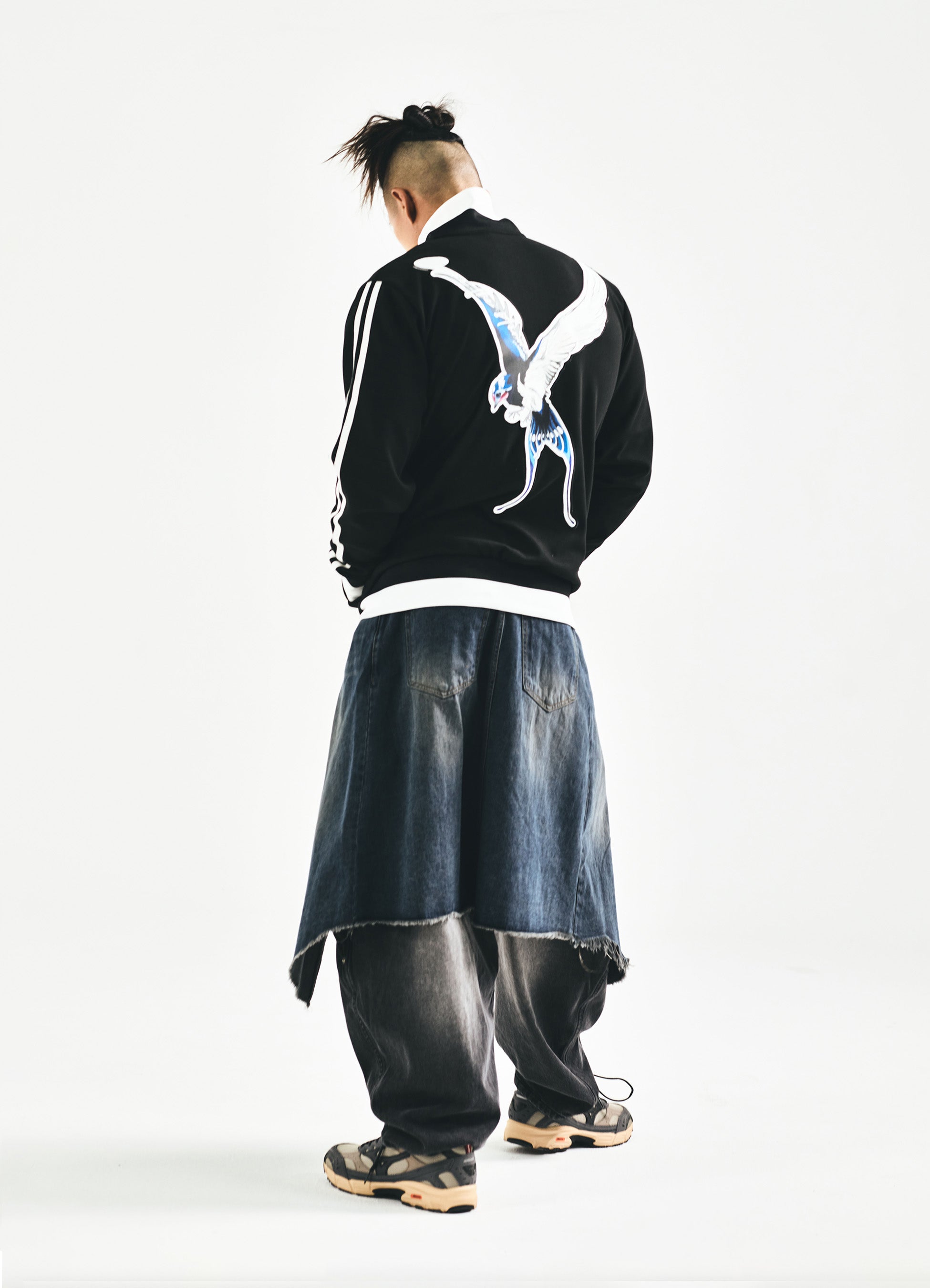 FIED_SWALLOW TRACK TOP BLACK