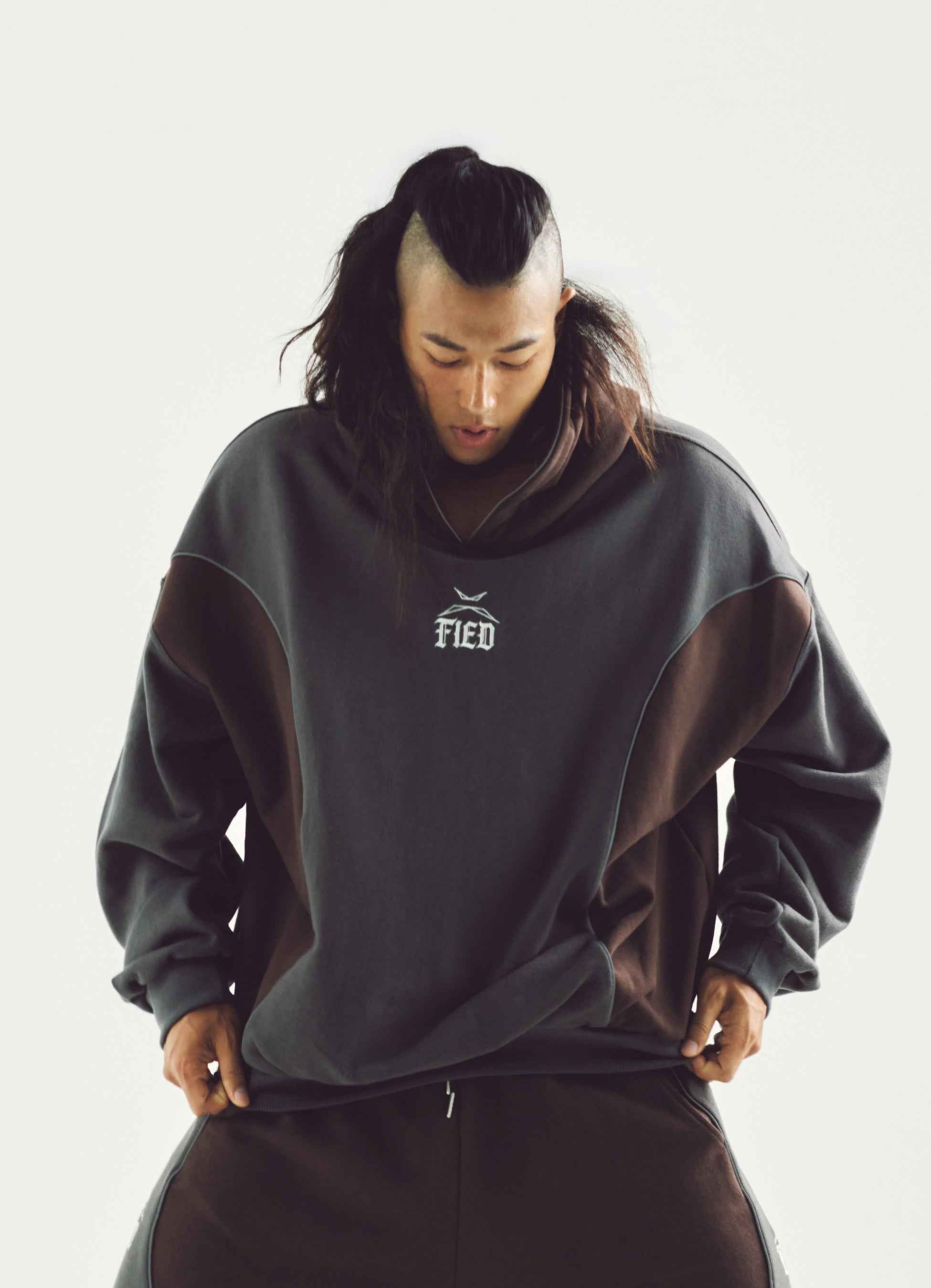 Gray-brown two-tone comfy hoodie