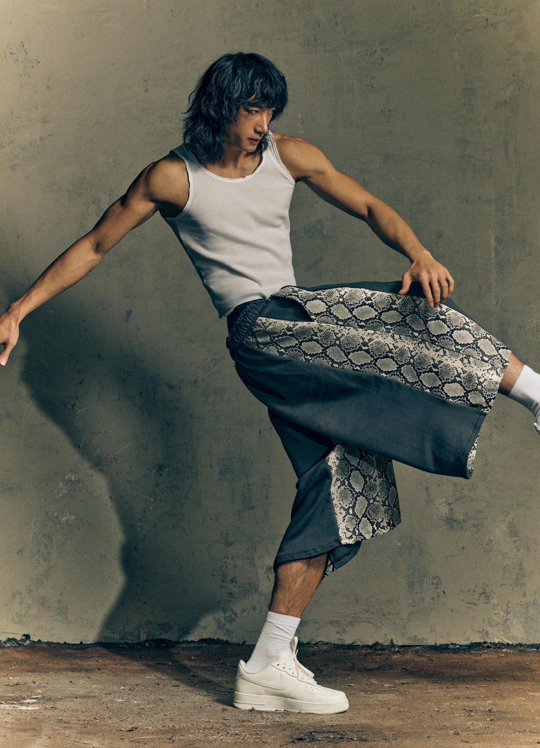 LOW FLOW SHORTS - GRAY