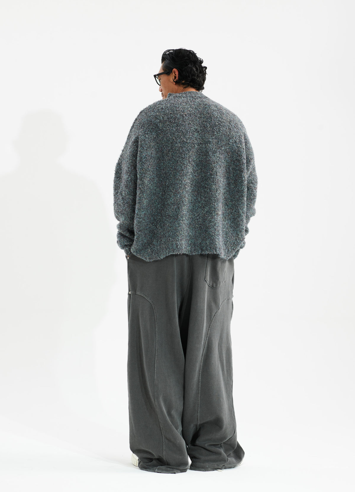 Frame Shoulder Boucle Knit - Charcoal