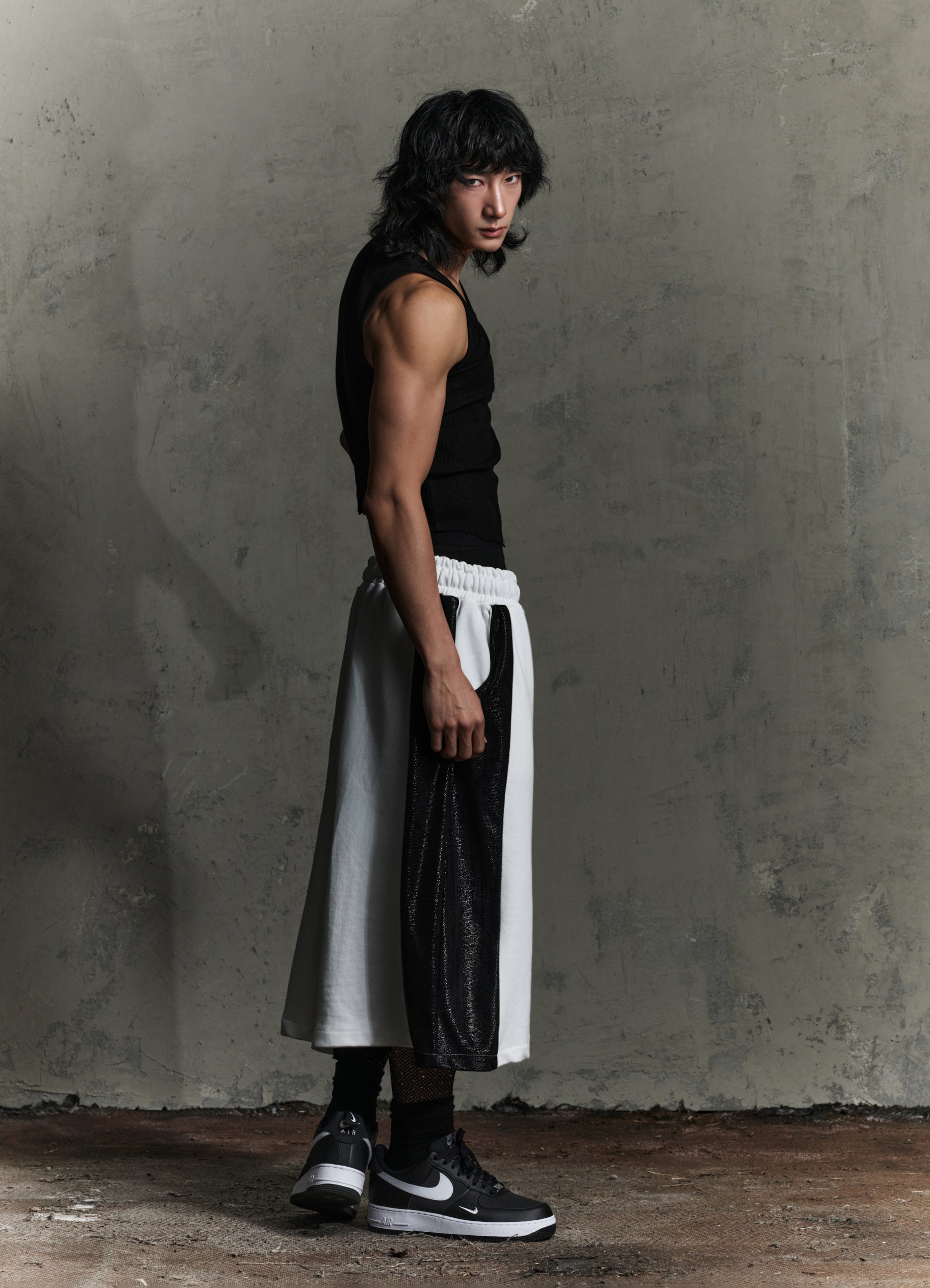 LOW FLOW SHORTS - WHITE&BLACK