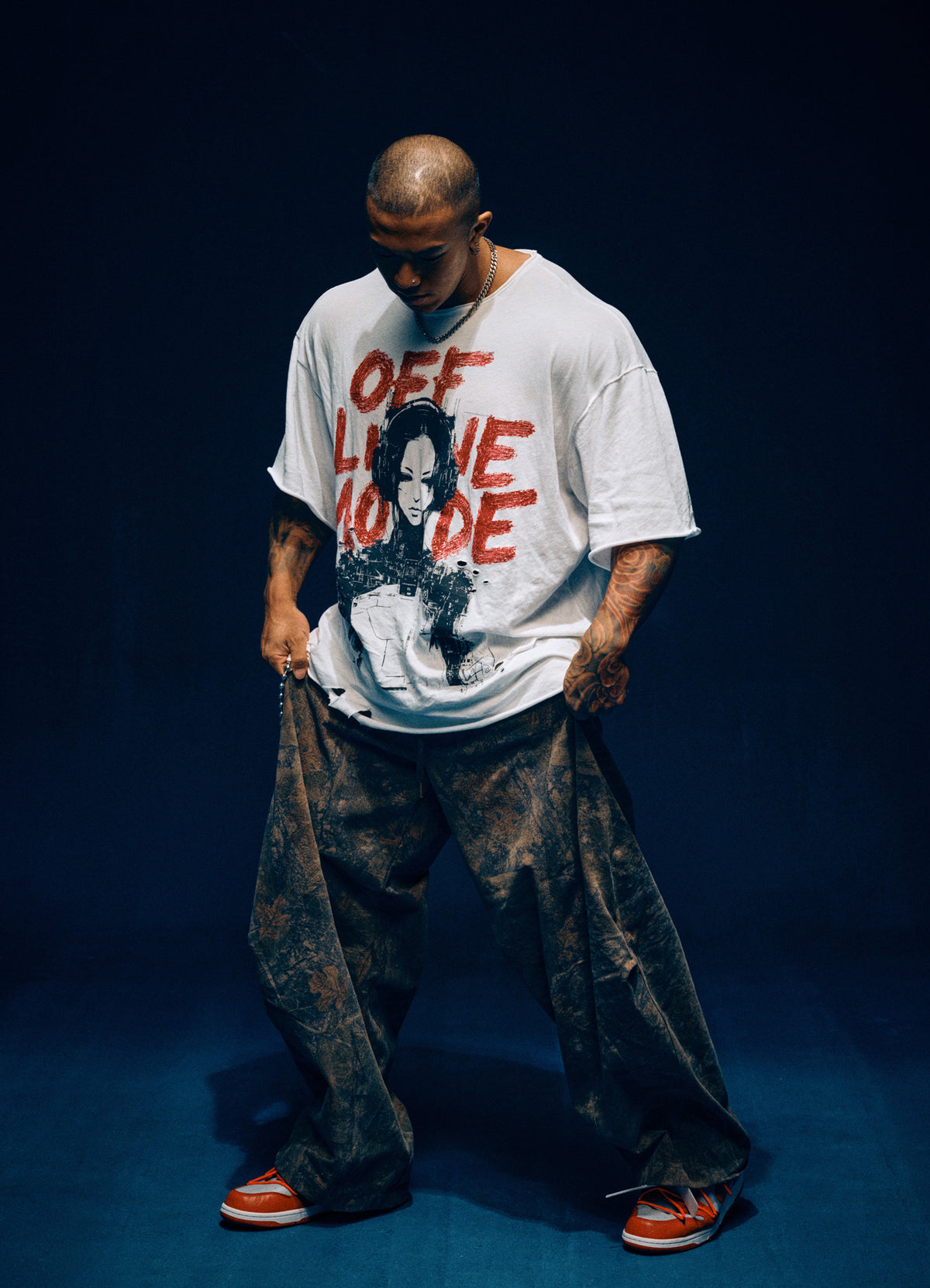 OFFLINE MODE TEE