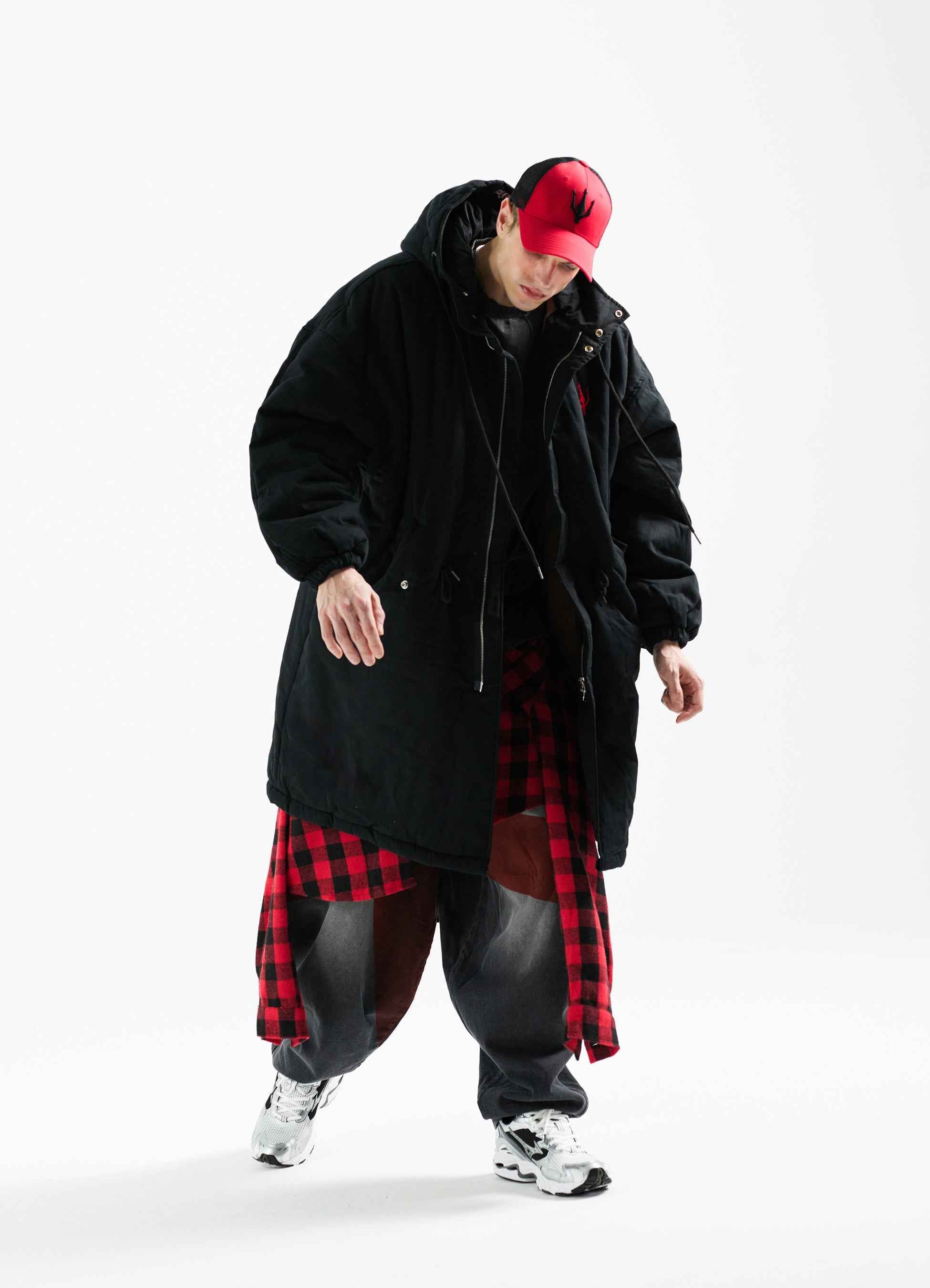 URBAN FORCE Long Padding_ Black