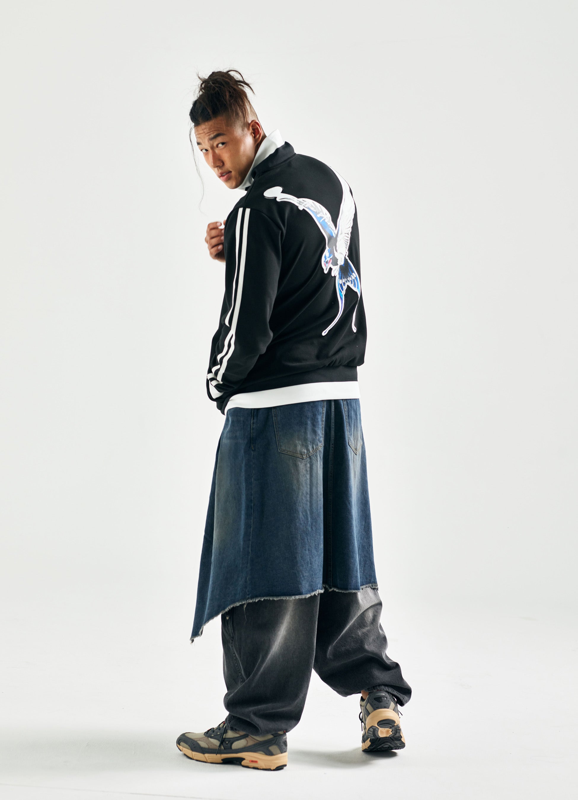 FIED_SWALLOW TRACK TOP BLACK