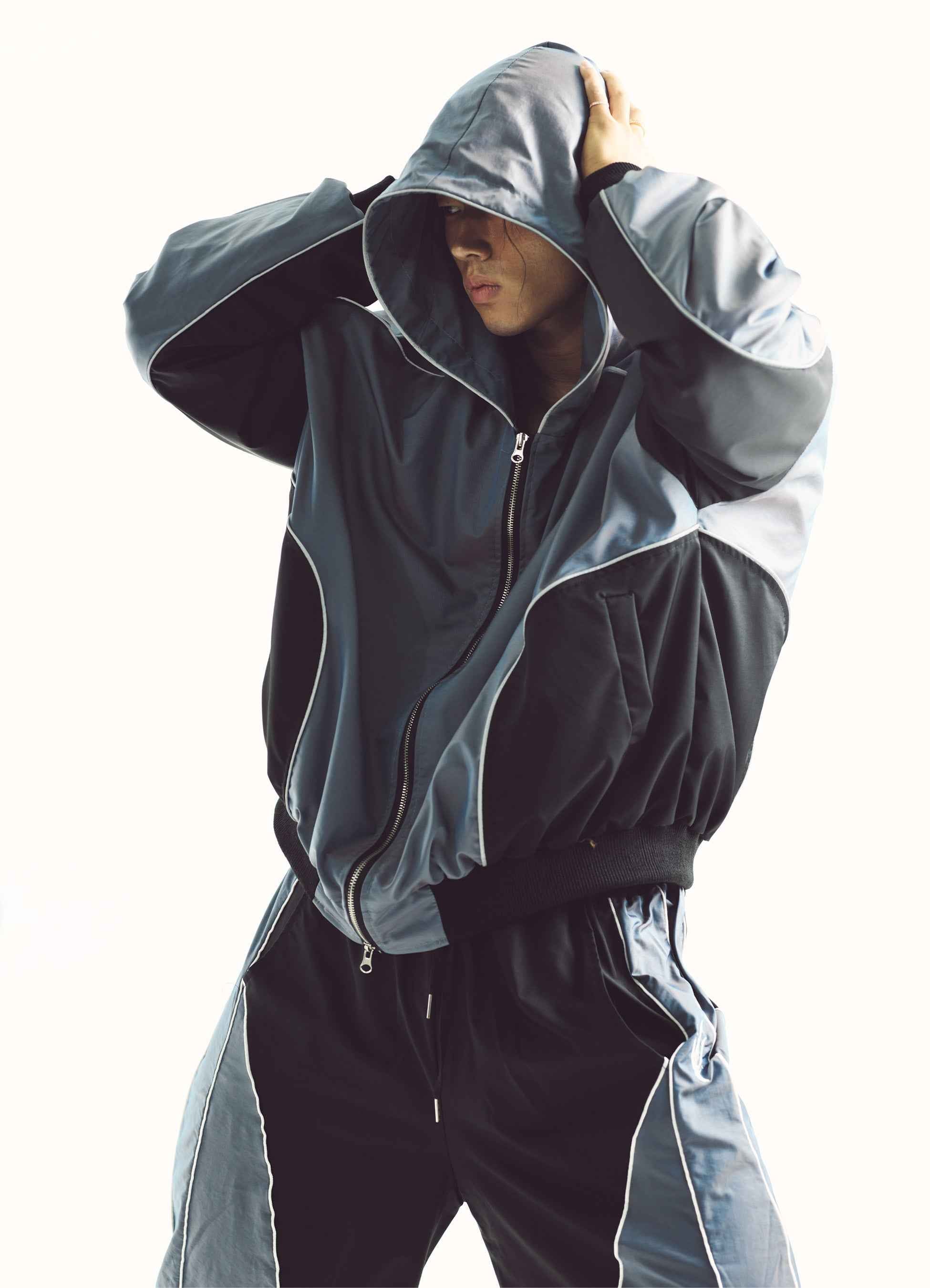 Sky Pearl Hood Jumper