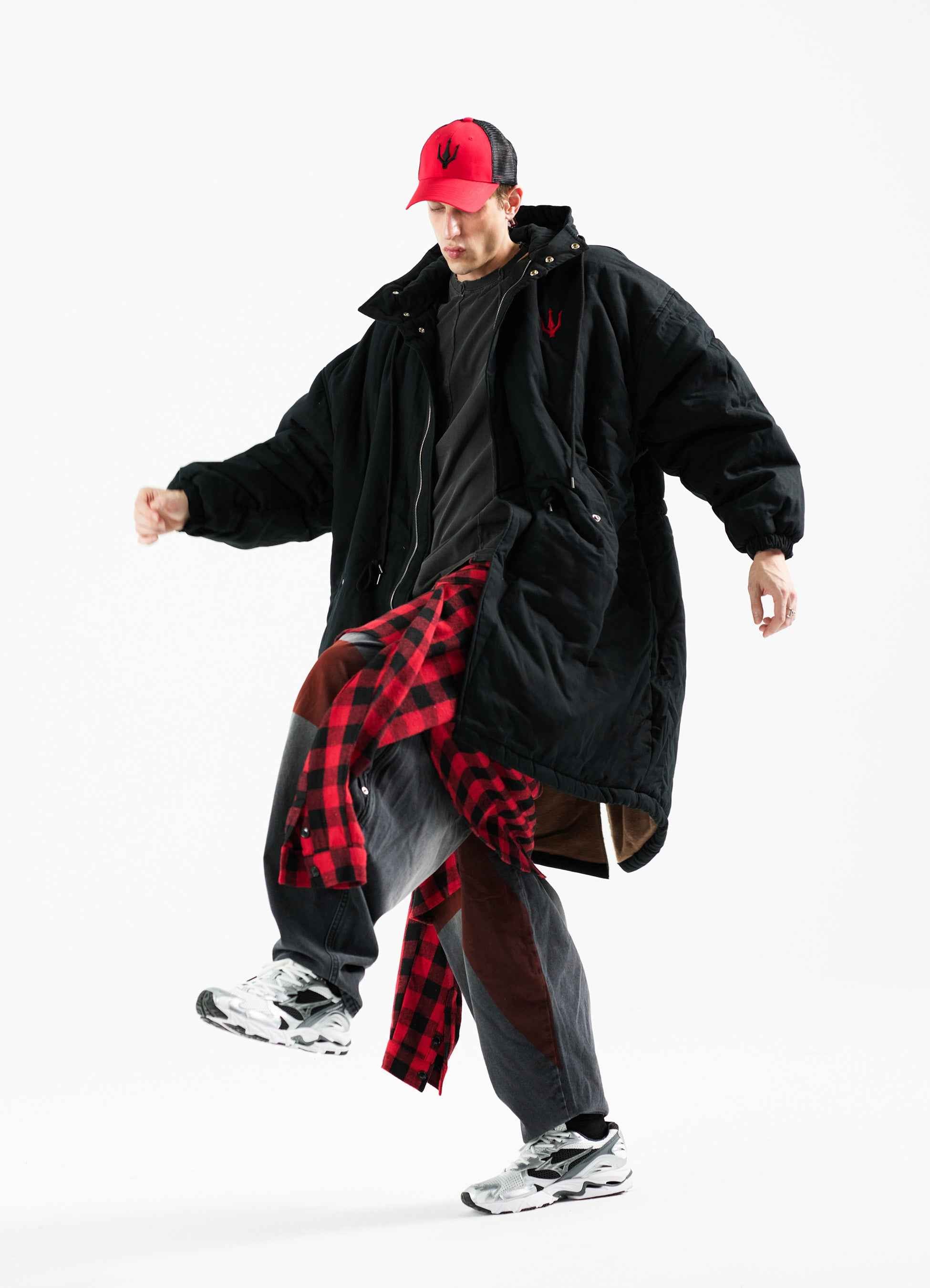 URBAN FORCE Long Padding_ Black