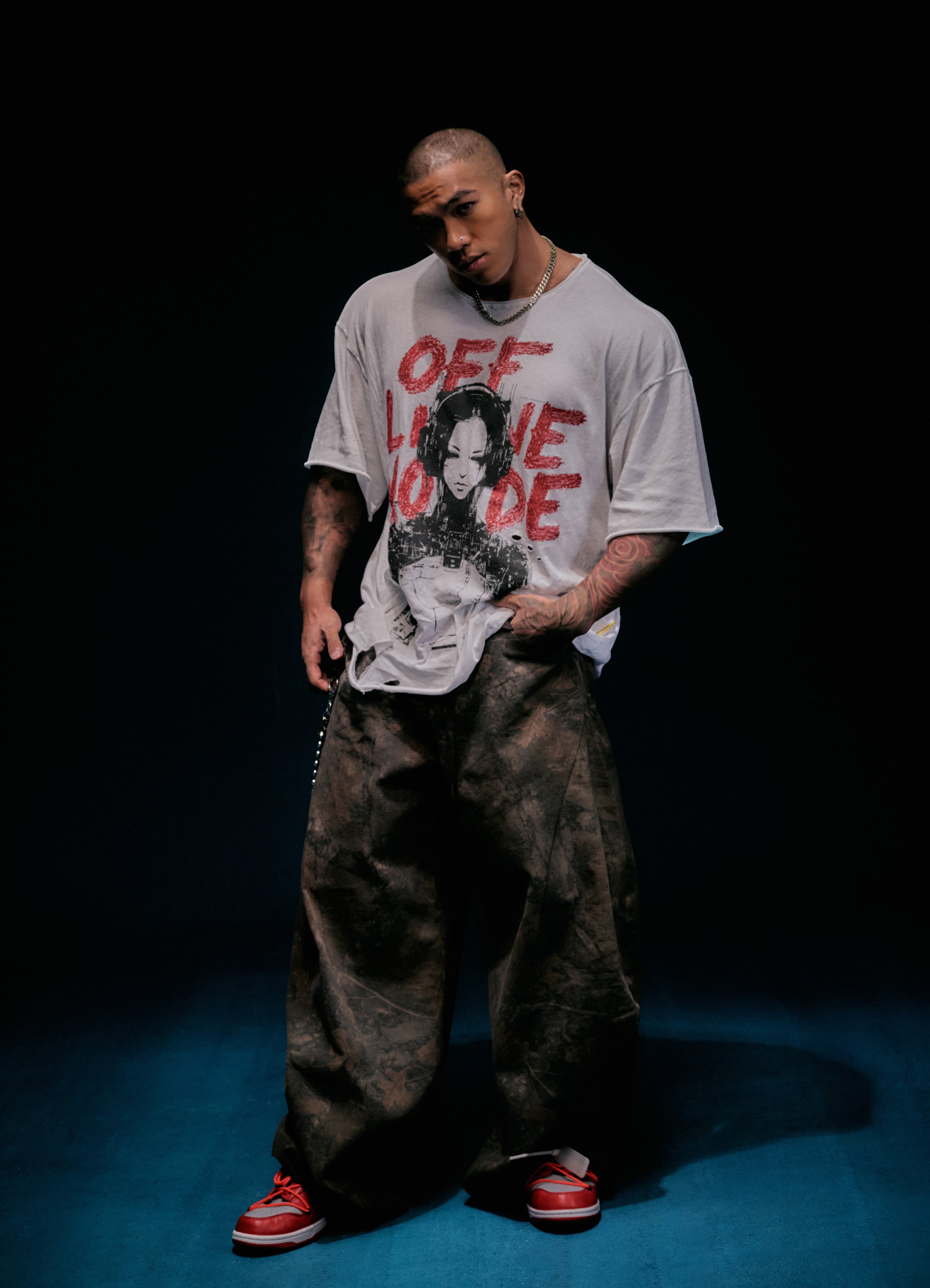 OFFLINE MODE TEE