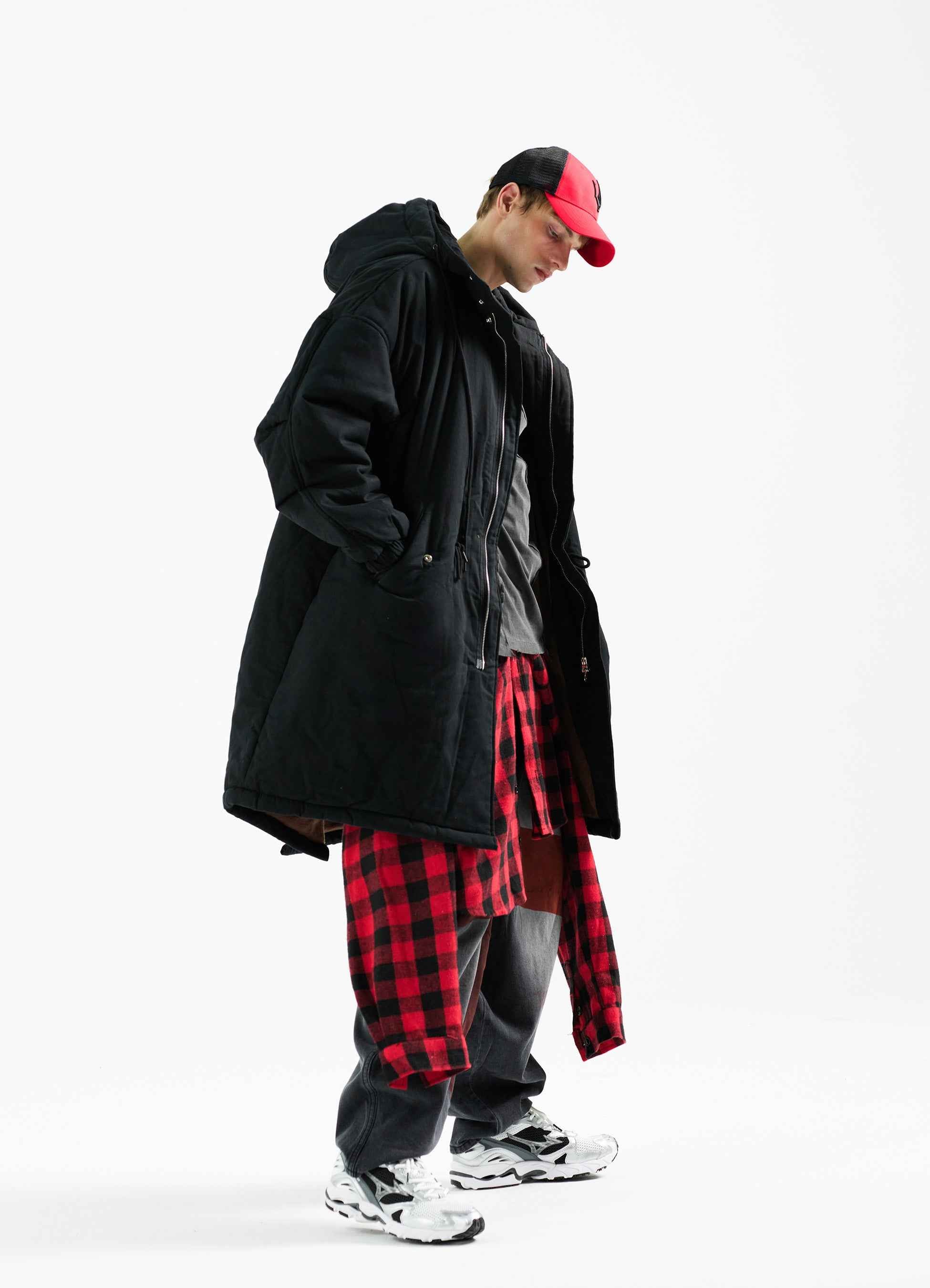 URBAN FORCE Long Padding_ Black