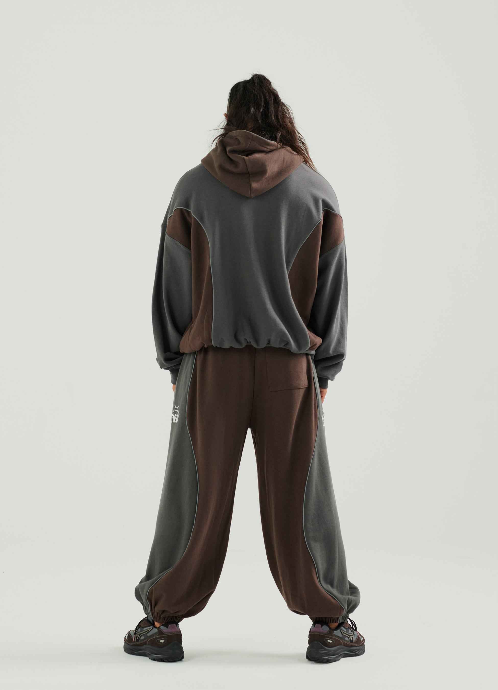 Gray-brown two-tone comfy hoodie