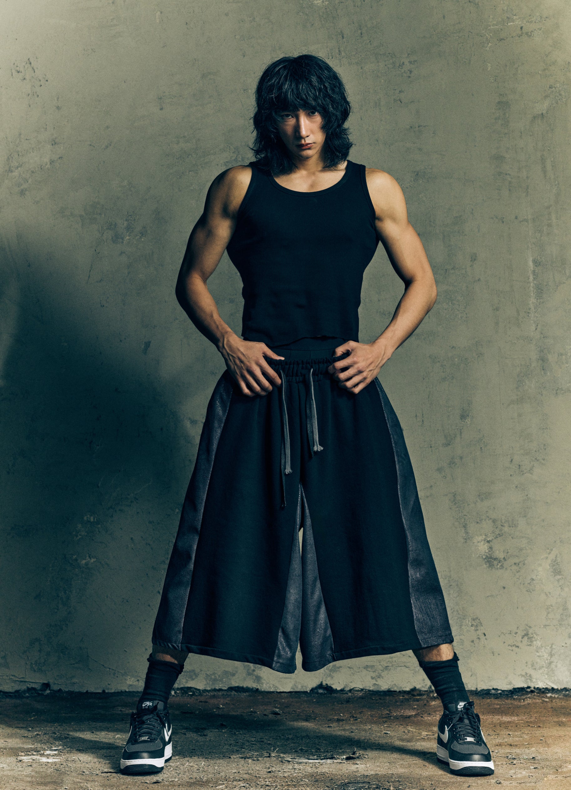 LOW FLOW SHORTS - BLACK