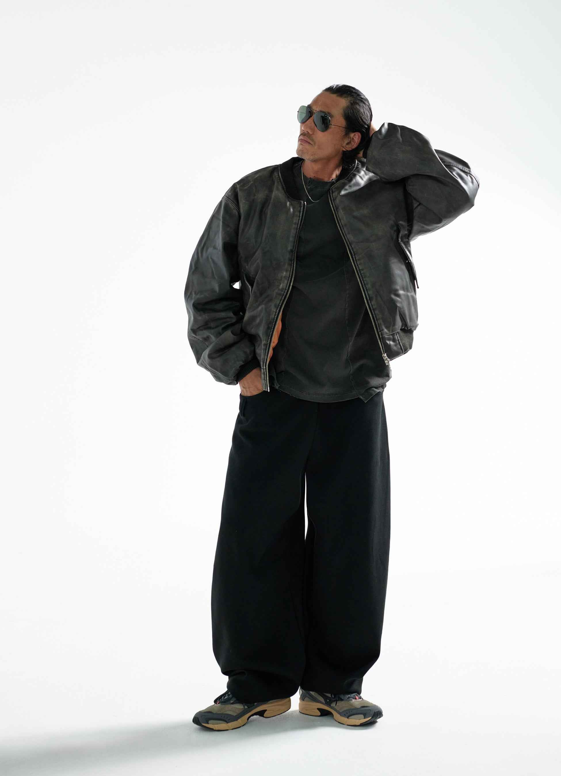 Brown washed leather aviation padding