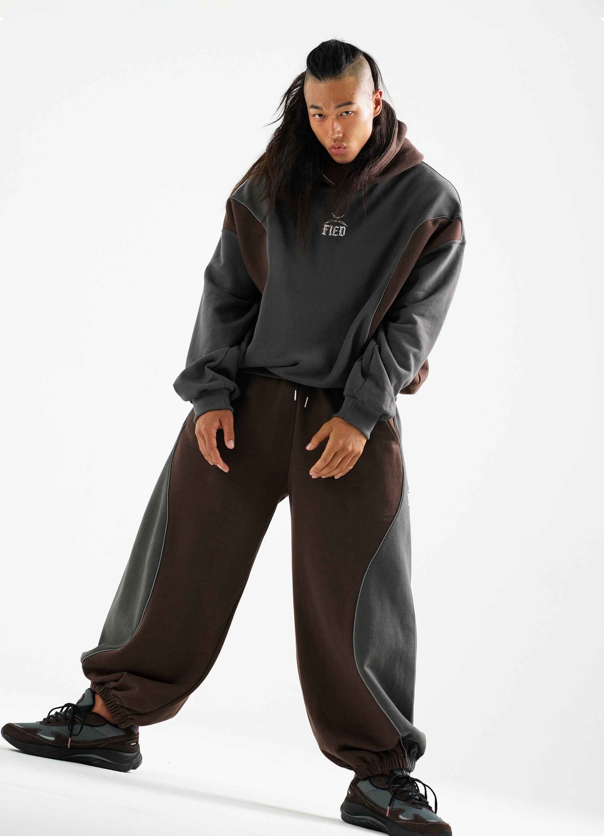 Gray-brown two-tone comfy sweatpants
