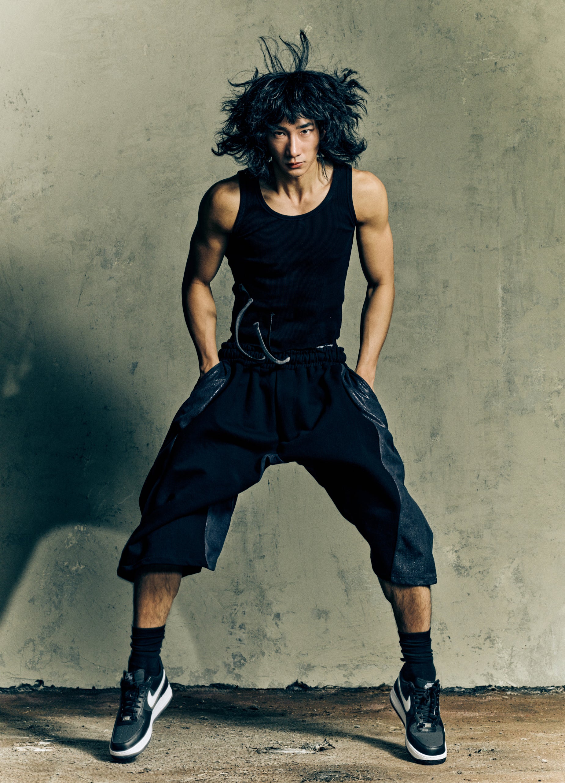 LOW FLOW SHORTS - BLACK