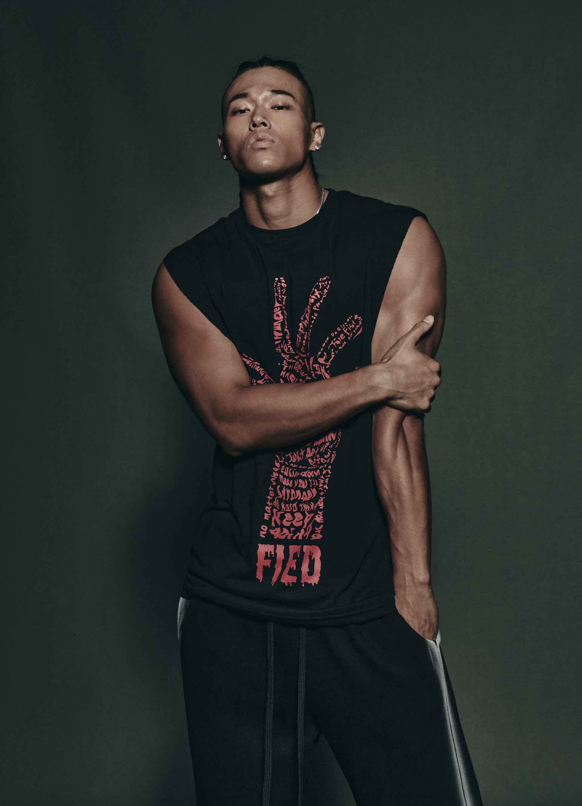 FIED UNYIELDING SLEEVELESS T-SHIRT - Fied World