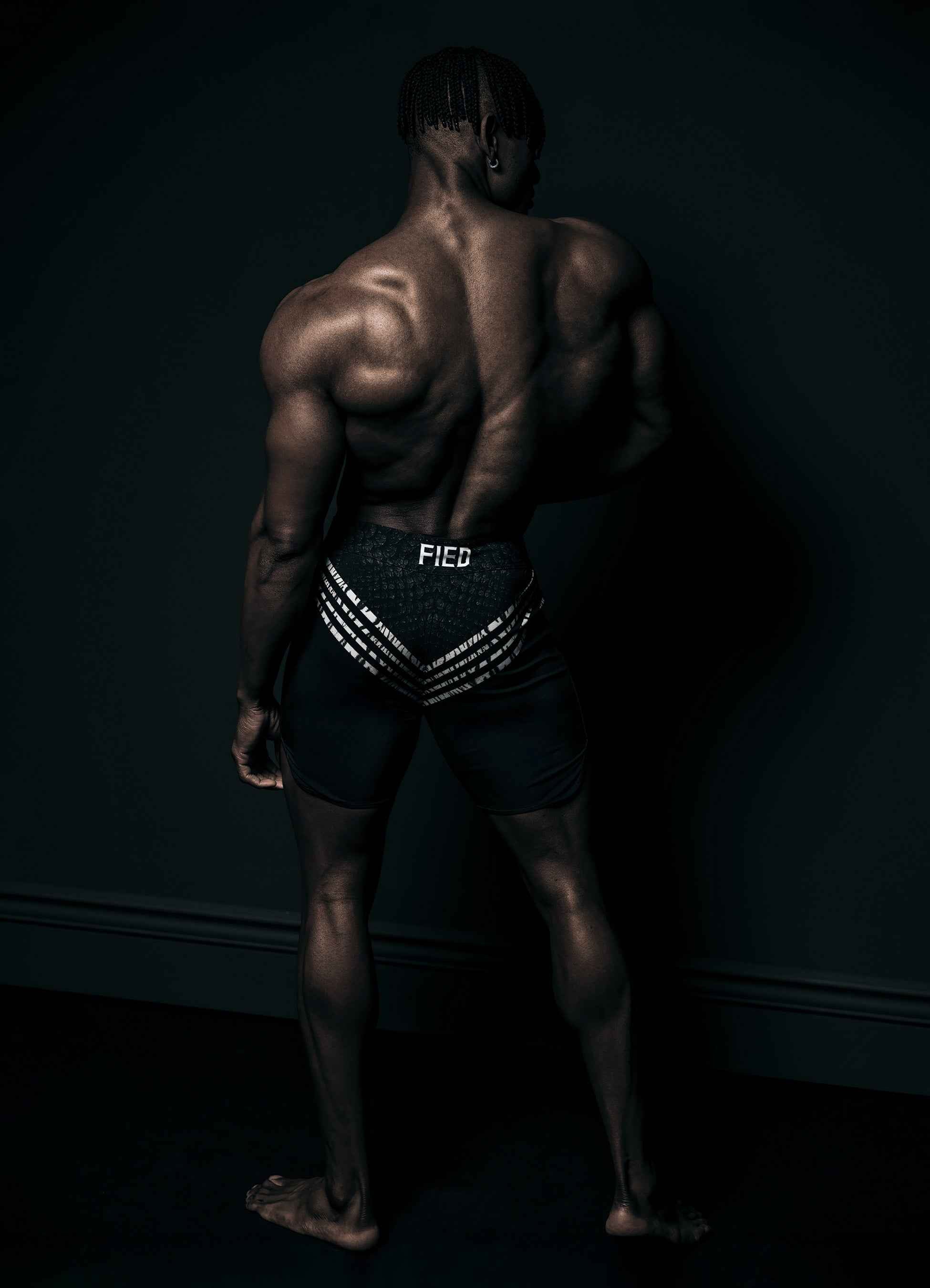 Edge Black ( 15inch ) - Fied World