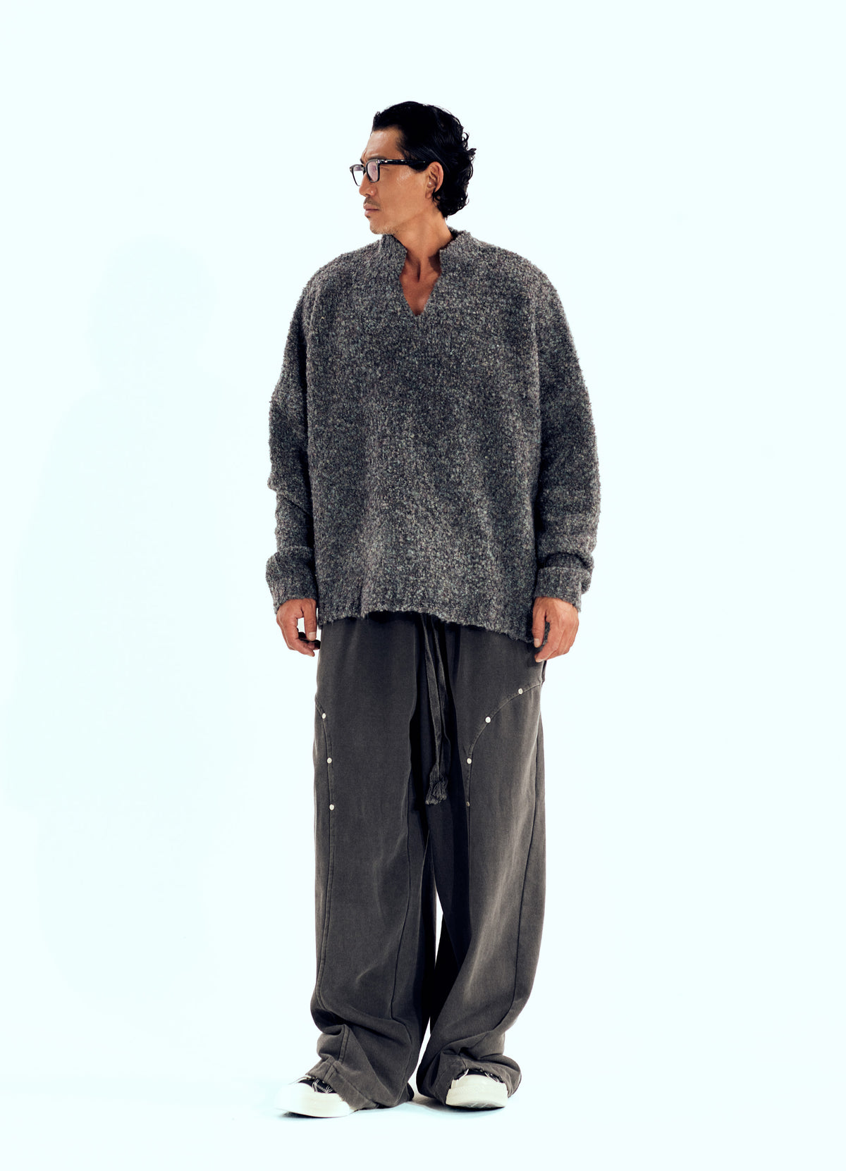 Frame Shoulder Boucle Knit - Charcoal
